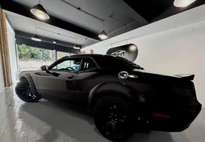 Vendo Dodge Challenger 2018 - 54900 EUR, 86429 km - AUTO.MOTO.pt