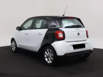 Vendo Smart ForFour 2017 - 11490 EUR, 22359 km - AUTO.MOTO.pt