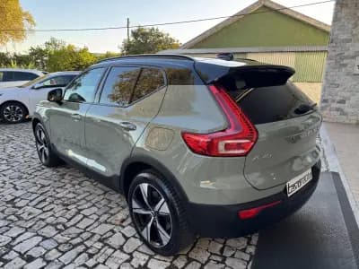 Vendo Volvo XC 40 2021 - 29500 EUR, 116000 km - AUTO.MOTO.pt