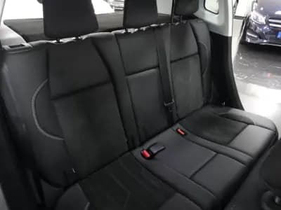 Sell Peugeot 2008 2018 - 11500 EUR, 85000 km - AUTO.MOTO.pt