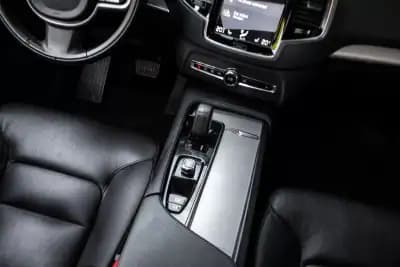 Vendo Volvo XC 90 2021 - 48990 EUR, 93199 km - AUTO.MOTO.pt