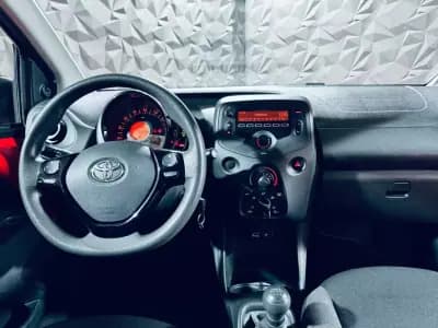 Vendo Toyota Aygo 2019 - 10750 EUR, 126299 km - AUTO.MOTO.pt