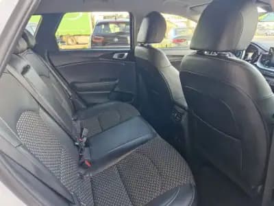 Vendo Kia Ceed SW 2023 - 23500 EUR, 82000 km - AUTO.MOTO.pt