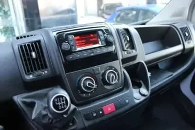 Vendo Citroën Jumper 2.2 BlueHDi 35 L4H3 Club 2023 - 23900 EUR, 109915 km - AUTO.MOTO.pt