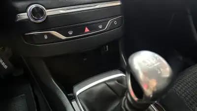 Sell Peugeot 308 SW 2018 - 12650 EUR, 133760 km - AUTO.MOTO.pt