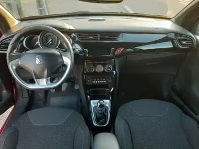 Vendo Citroën DS3 2010 - 8900 EUR, 175200 km - AUTO.MOTO.pt