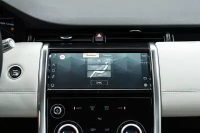 Vendo Land Rover Discovery Sport 2021 - 36950 EUR, 63000 km - AUTO.MOTO.pt