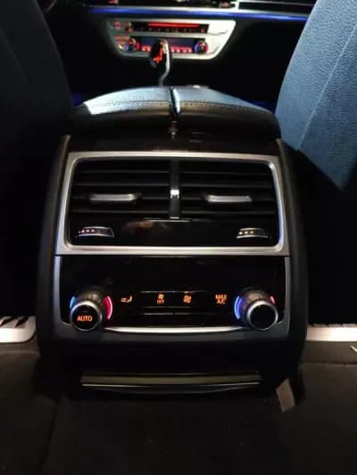 Vendo BMW 740 2018 - 30750 EUR, 246000 km - AUTO.MOTO.pt