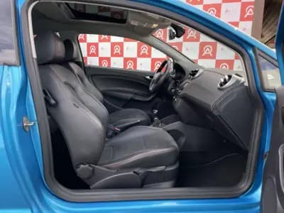 Vendo SEAT Ibiza 2016 - 11490 EUR, 123350 km - AUTO.MOTO.pt