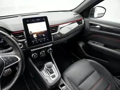 Vendo Renault Arkana 2021 - 23250 EUR, 52400 km - AUTO.MOTO.pt