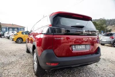 Vendo Peugeot 5008 2022 - 21250 EUR, 98960 km - AUTO.MOTO.pt