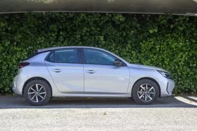 Vendo Opel Corsa 2024 - 15250 EUR, 55500 km - AUTO.MOTO.pt