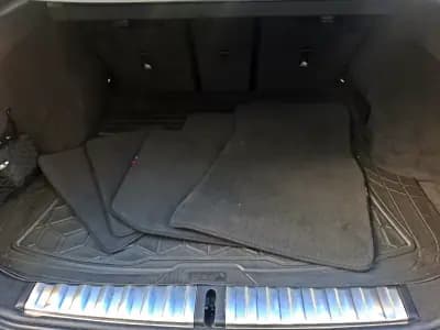 Vendo BMW 320 2020 - 31000 EUR, 130000 km - AUTO.MOTO.pt