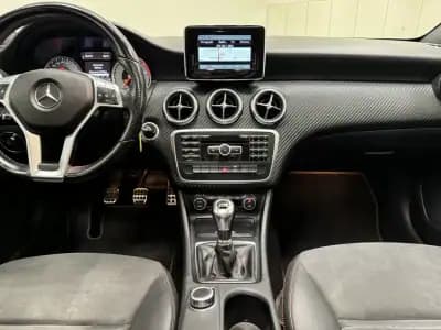 Vendo Mercedes-Benz A 180 2014 - 16990 EUR, 134000 km - AUTO.MOTO.pt