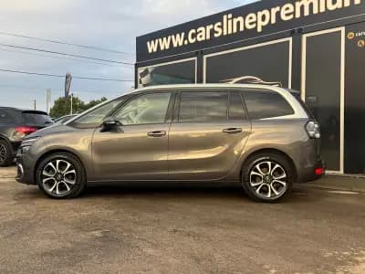 Vendo Citroën C4 Spacetourer 2020 - 16700 EUR, 124190 km - AUTO.MOTO.pt