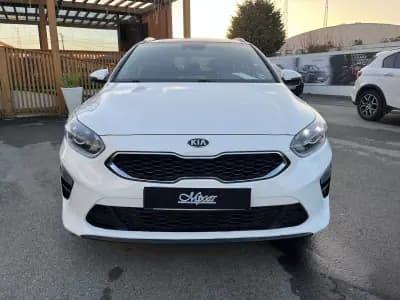 Vendo Kia Ceed SW 2020 - 18450 EUR, 180000 km - AUTO.MOTO.pt