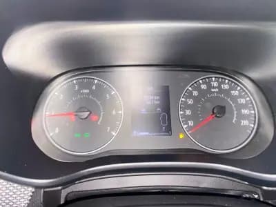 Vendo Dacia Sandero 2023 - 15900 EUR, 58259 km - AUTO.MOTO.pt