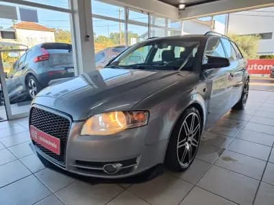 Vendo Audi A4 Avant 2006 - 7350 EUR, 292800 km - AUTO.MOTO.pt