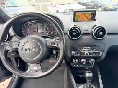 Vendo Audi A1 2012 - 11500 EUR, 218000 km - AUTO.MOTO.pt