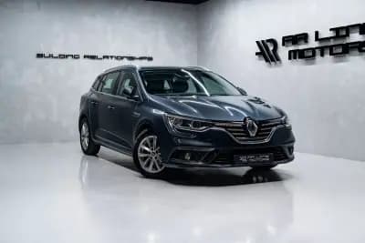Vendo Renault Mégane Sport Tourer 2017 - 14950 EUR, 84000 km - AUTO.MOTO.pt