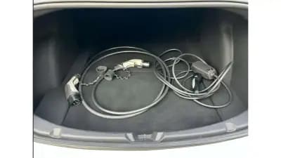 Vendo Tesla Model 3 2020 - 24990 EUR, 52675 km - AUTO.MOTO.pt