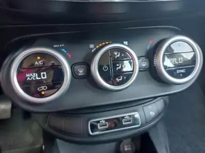 Sell Fiat 500X 2021 - 14990 EUR, 111265 km - AUTO.MOTO.pt