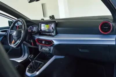 Vendo SEAT Arona 2021 - 17900 EUR, 54000 km - AUTO.MOTO.pt