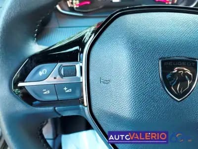 Sell Peugeot 2008 2024 - 22450 EUR, 14135 km - AUTO.MOTO.pt