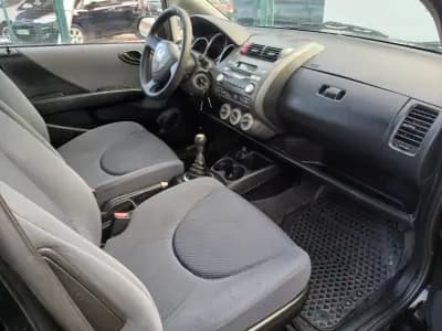 Sell Honda Jazz 2007 - 4950 EUR, 184974 km - AUTO.MOTO.pt