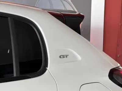 Vendo Peugeot 208 2022 - 21990 EUR, 19759 km - AUTO.MOTO.pt