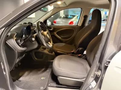 Vendo Smart ForFour 2018 - 11900 EUR, 51000 km - AUTO.MOTO.pt