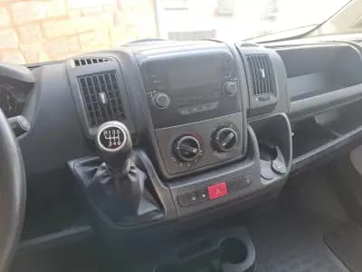 Vendo Peugeot Boxer 2021 - 17950 EUR, 127839 km - AUTO.MOTO.pt