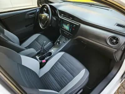 Sell Toyota Auris 2016 - 14900 EUR, 160000 km - AUTO.MOTO.pt