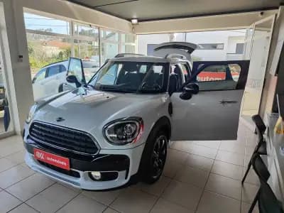 Vendo MINI Countryman 2018 - 19990 EUR, 84000 km - AUTO.MOTO.pt