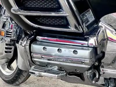 Sell Honda Gold Wing 2008 - 14900 EUR, 77093 km - AUTO.MOTO.pt