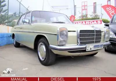 Vendo Mercedes-Benz 220 1975 - 12500 EUR, 31373 km - AUTO.MOTO.pt