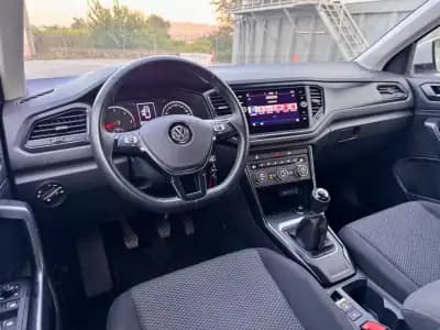 Vendo Volkswagen T-Roc 2020 - 23500 EUR, 88000 km - AUTO.MOTO.pt