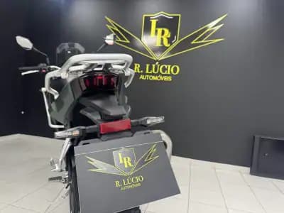 Vendo mota Kove Moto 800X Pro 2025 - 7990 EUR, 0 km - AUTO.MOTO.pt