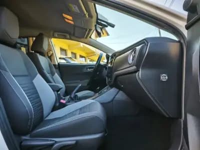 Sell Toyota Auris 2016 - 14900 EUR, 160000 km - AUTO.MOTO.pt