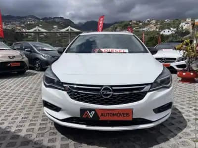 Vendo Opel Astra 2016 - 10950 EUR, 102477 km - AUTO.MOTO.pt