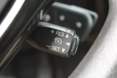 Vendo Citroën C1 2018 - 8450 EUR, 68000 km - AUTO.MOTO.pt