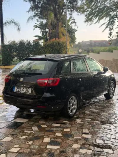 Vendo SEAT Ibiza ST 2010 - 7500 EUR, 203837 km - AUTO.MOTO.pt