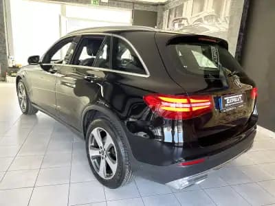 Vendo Mercedes-Benz GLC 220 2017 - 34800 EUR, 155916 km - AUTO.MOTO.pt