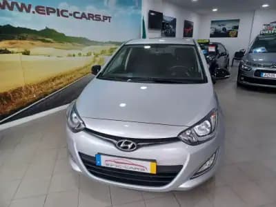 Vendo Hyundai i20 2014 - 9890 EUR, 101619 km - AUTO.MOTO.pt