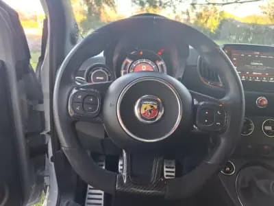 Sell Abarth 695 2023 - 29990 EUR, 6300 km - AUTO.MOTO.pt
