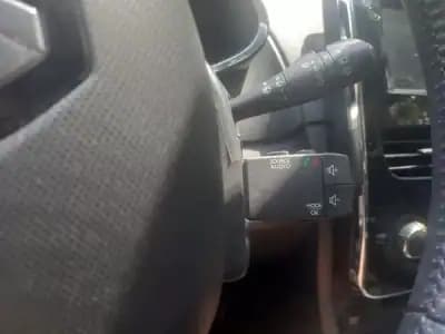 Sell Renault Clio Sport Tourer 2013 - 5950 EUR, 236000 km - AUTO.MOTO.pt