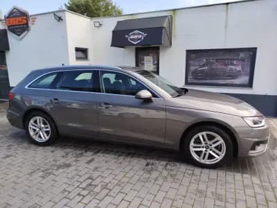 Vendo Audi A4 Avant 2021 - 27450 EUR, 60414 km - AUTO.MOTO.pt