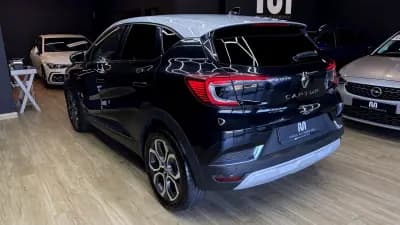 Sell Renault Captur 2023 - 16770 EUR, 70000 km - AUTO.MOTO.pt