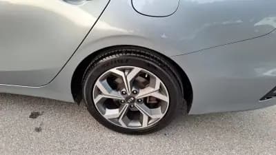 Vendo Kia Ceed SW 2018 - 12890 EUR, 154828 km - AUTO.MOTO.pt