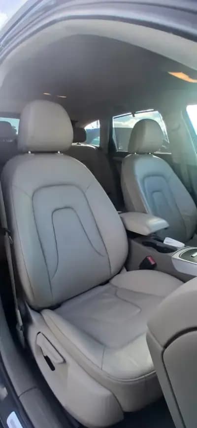 Vendo Audi A4 Avant 2009 - 9965 EUR, 230000 km - AUTO.MOTO.pt